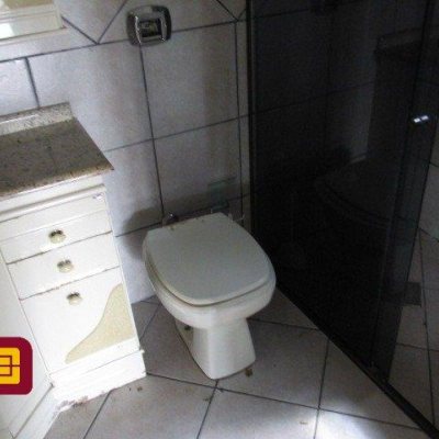 Casa Residencial com 160m², 4 quartos, 1 suíte, 2 garagens, no bairro Saco Dos Limões em Florianópolis