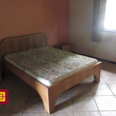 Casa Residencial com 160m², 4 quartos, 1 suíte, 2 garagens, no bairro Saco Dos Limões em Florianópolis