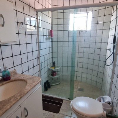 Casa Residencial com 150m², 5 quartos, 2 garagens, no bairro Tapera da Base em Florianópolis