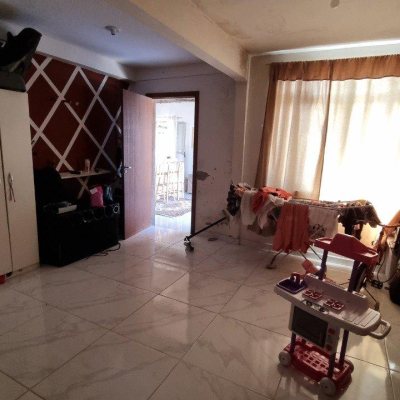 Casa Residencial com 150m², 5 quartos, 2 garagens, no bairro Tapera da Base em Florianópolis