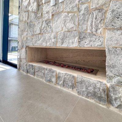 Casa Residencial com 333m², 4 quartos, 3 suítes, 2 garagens, no bairro Campeche em Florianópolis