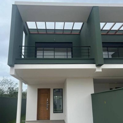 Casa Residencial com 154m², 3 quartos, 1 suíte, 2 garagens, no bairro Ribeirão Da Ilha em Florianópolis