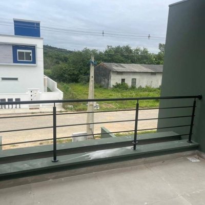 Casa Residencial com 154m², 3 quartos, 1 suíte, 2 garagens, no bairro Ribeirão Da Ilha em Florianópolis