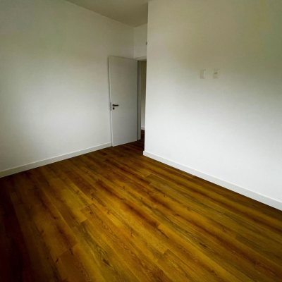 Casa Residencial com 112m², 3 quartos, 1 suíte, 2 garagens, no bairro Rio Tavares em Florianópolis