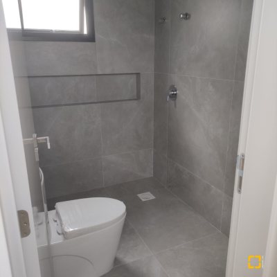 Casa Residencial com 162m², 3 quartos, 3 suítes, 2 garagens, no bairro Campeche em Florianópolis