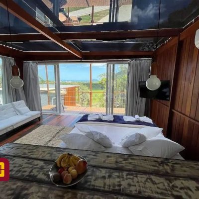 Casa Residencial com 600m², 7 quartos, 4 suítes, 11 garagens, no bairro Açores em Florianópolis