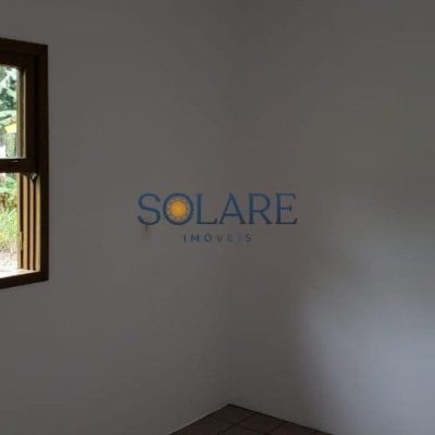 Casa Residencial com 73m², 3 quartos, 1 garagem, no bairro Rio Tavares em Florianópolis