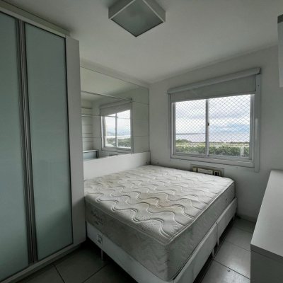 Apartamentos com 77m², 3 quartos, 1 suíte, 1 garagem, no bairro Costeira Do Pirajubaé em Florianópolis