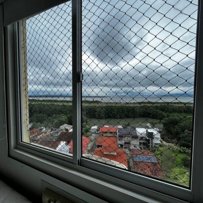 Apartamentos com 77m², 3 quartos, 1 suíte, 1 garagem, no bairro Costeira Do Pirajubaé em Florianópolis