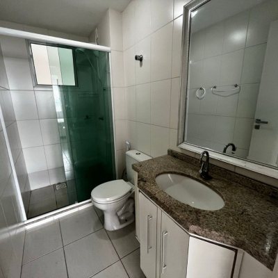 Apartamentos com 77m², 3 quartos, 1 suíte, 1 garagem, no bairro Costeira Do Pirajubaé em Florianópolis