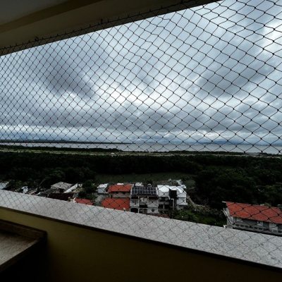 Apartamentos com 77m², 3 quartos, 1 suíte, 1 garagem, no bairro Costeira Do Pirajubaé em Florianópolis