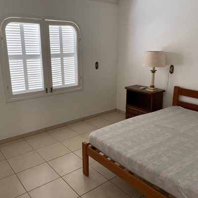 Casa Residencial com 300m², 4 quartos, 2 suítes, no bairro Vargem Grande em Florianópolis