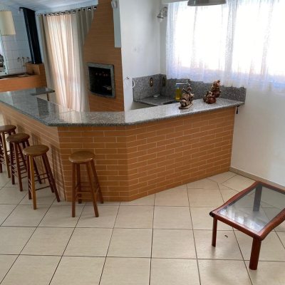 Casa Residencial com 300m², 4 quartos, 2 suítes, no bairro Vargem Grande em Florianópolis