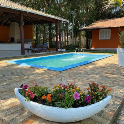 Casa Residencial com 300m², 4 quartos, 2 suítes, no bairro Vargem Grande em Florianópolis