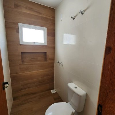 Casa Residencial com 131m², 3 quartos, 1 suíte, 2 garagens, no bairro Pântano Do Sul em Florianópolis