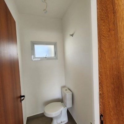 Casa Residencial com 122m², 3 quartos, 1 suíte, 2 garagens, no bairro Pântano Do Sul em Florianópolis
