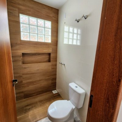 Casa Residencial com 122m², 3 quartos, 1 suíte, 2 garagens, no bairro Pântano Do Sul em Florianópolis