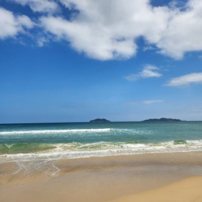 Casa Residencial com 122m², 3 quartos, 1 suíte, 2 garagens, no bairro Pântano Do Sul em Florianópolis