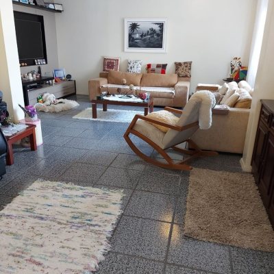 Casa Residencial com 320m², 4 quartos, 4 suítes, 4 garagens, no bairro Coqueiros em Florianópolis