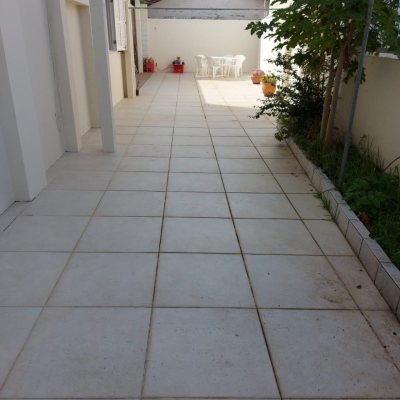 Casa Residencial com 320m², 4 quartos, 4 suítes, 4 garagens, no bairro Coqueiros em Florianópolis