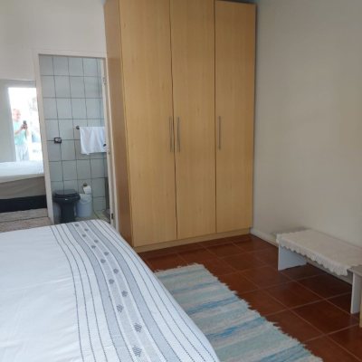 Casa Residencial com 320m², 4 quartos, 4 suítes, 4 garagens, no bairro Coqueiros em Florianópolis