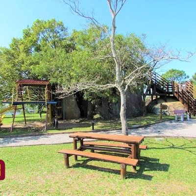 Casa Residencial com 470m², 5 quartos, 5 suítes, 4 garagens, no bairro Campeche em Florianópolis