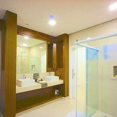 Casa Residencial com 470m², 5 quartos, 5 suítes, 4 garagens, no bairro Campeche em Florianópolis