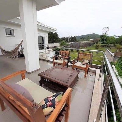 Casa Residencial com 470m², 5 quartos, 5 suítes, 4 garagens, no bairro Campeche em Florianópolis