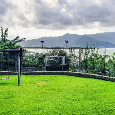 Casa Residencial com 430m², 4 quartos, 4 suítes, 8 garagens, no bairro Lagoa da Conceição em Florianópolis