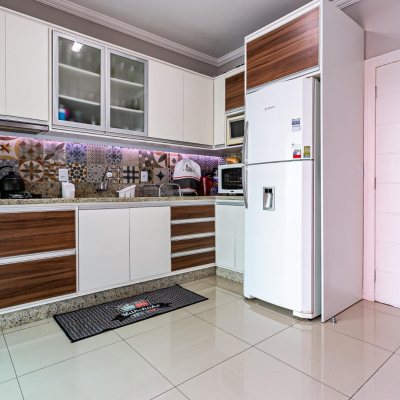 Casa Residencial com 120m², 2 quartos, 1 suíte, 2 garagens, no bairro Campeche em Florianópolis