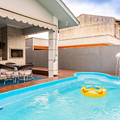 Casa Residencial com 120m², 2 quartos, 1 suíte, 2 garagens, no bairro Campeche em Florianópolis