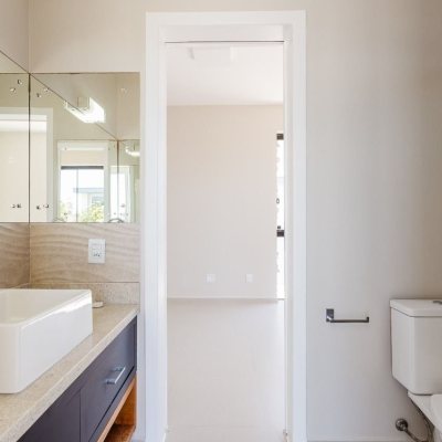 Casa em Condomínio com 400m², 5 quartos, 3 suítes, 4 garagens, no bairro Morro das Pedras em Florianópolis