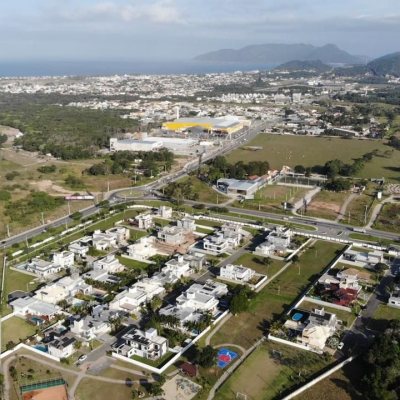 Terrenos Residenciais com 510m², no bairro Campeche em Florianópolis