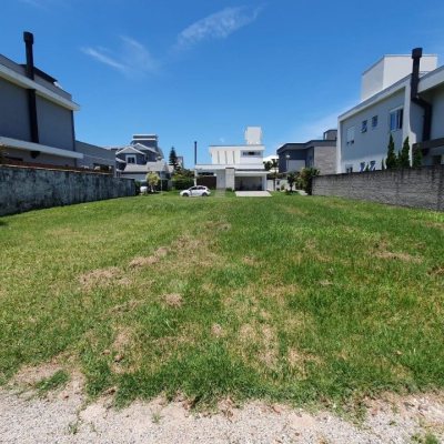 Terrenos Residenciais com 510m², no bairro Campeche em Florianópolis