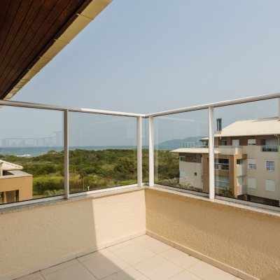 Cobertura com 174m², 3 quartos, 1 suíte, 3 garagens, no bairro Campeche em Florianópolis