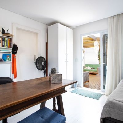 Casa Residencial com 340m², 3 quartos, 2 suítes, 2 garagens, no bairro Rio Tavares em Florianópolis