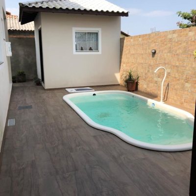 Casa Residencial com 197m², 4 quartos, 1 suíte, 3 garagens, no bairro Campeche em Florianópolis