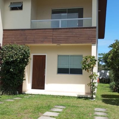 Casa Residencial com 141m², 3 quartos (sendo 1 suíte), 2 garagens, no bairro Campeche em Florianópolis