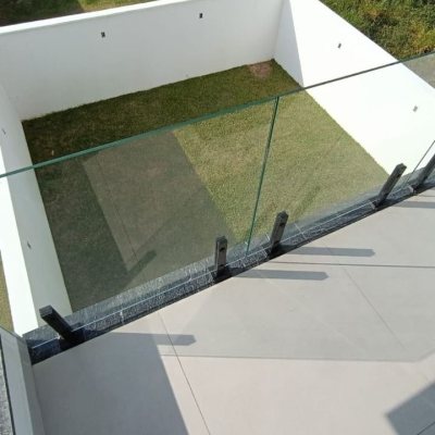 Casa Residencial com 161m², 3 quartos, 3 suítes, 2 garagens, no bairro Campeche em Florianópolis