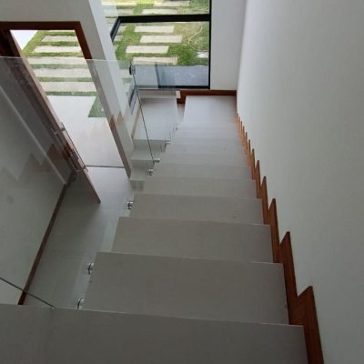 Casa Residencial com 161m², 3 quartos, 3 suítes, 2 garagens, no bairro Campeche em Florianópolis