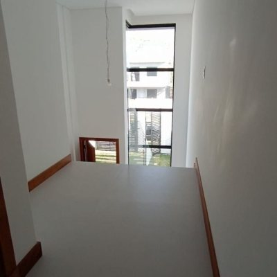 Casa Residencial com 161m², 3 quartos, 3 suítes, 2 garagens, no bairro Campeche em Florianópolis