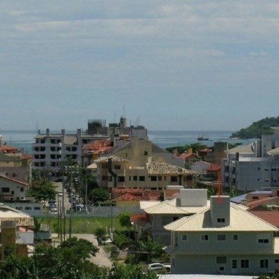 Casa Residencial com 331m², 4 quartos, 3 suítes, 2 garagens, no bairro Jurerê em Florianópolis