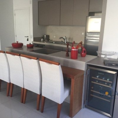 Cobertura com 147m², 2 quartos, 1 suíte, 2 garagens, no bairro Itacorubi em Florianópolis