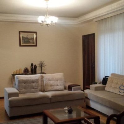 Casa Residencial com 356m², 6 quartos, 1 suíte, 3 garagens, no bairro Trindade em Florianópolis