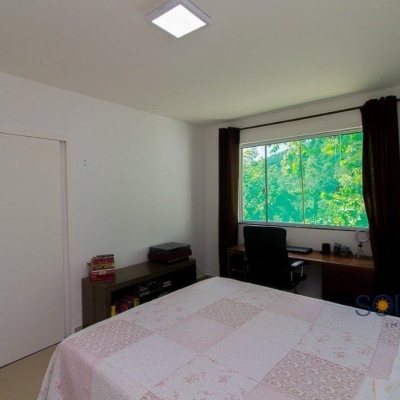 Pousada com 376m², 10 quartos, 3 suítes, no bairro Córrego Grande em Florianópolis