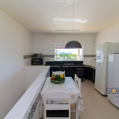 Pousada com 376m², 10 quartos, 3 suítes, no bairro Córrego Grande em Florianópolis