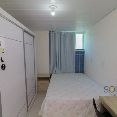 Pousada com 376m², 10 quartos, 3 suítes, no bairro Córrego Grande em Florianópolis