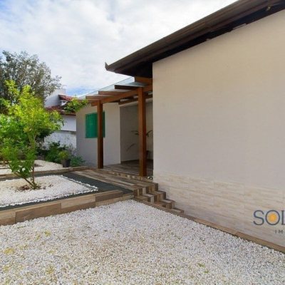 Pousada com 376m², 10 quartos, 3 suítes, no bairro Córrego Grande em Florianópolis