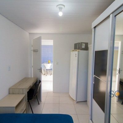 Pousada com 376m², 10 quartos, 3 suítes, no bairro Córrego Grande em Florianópolis