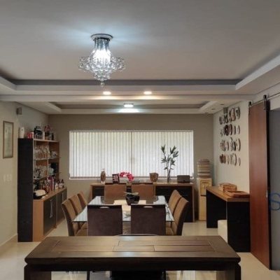 Casa em Condomínio com 542m², 6 quartos, 3 suítes, 4 garagens, no bairro Cacupé em Florianópolis